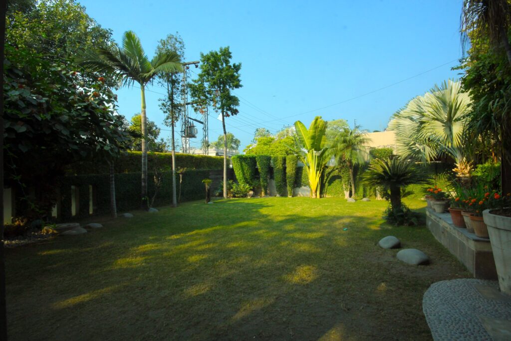 2 Kanal DHA Lahore, Phase 7,V-Block, Pakistan1