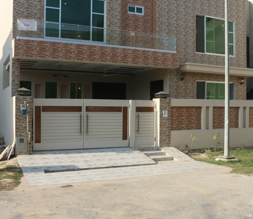 DHA Lahore, Phase 7, U-Block, Pakistan